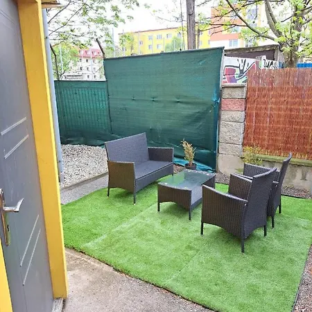 Pri Sokolovni Apartment