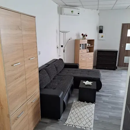 Pri Sokolovni